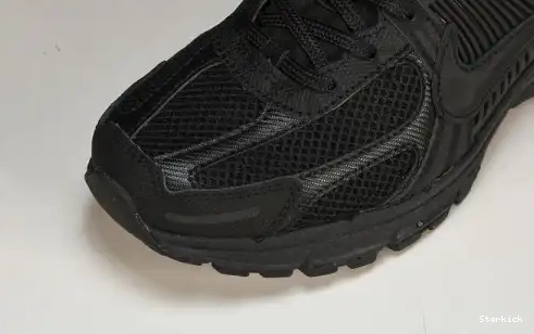 VOMERO NIKE ZOOM (2023) 5 Triple Black BV1358-003 0609